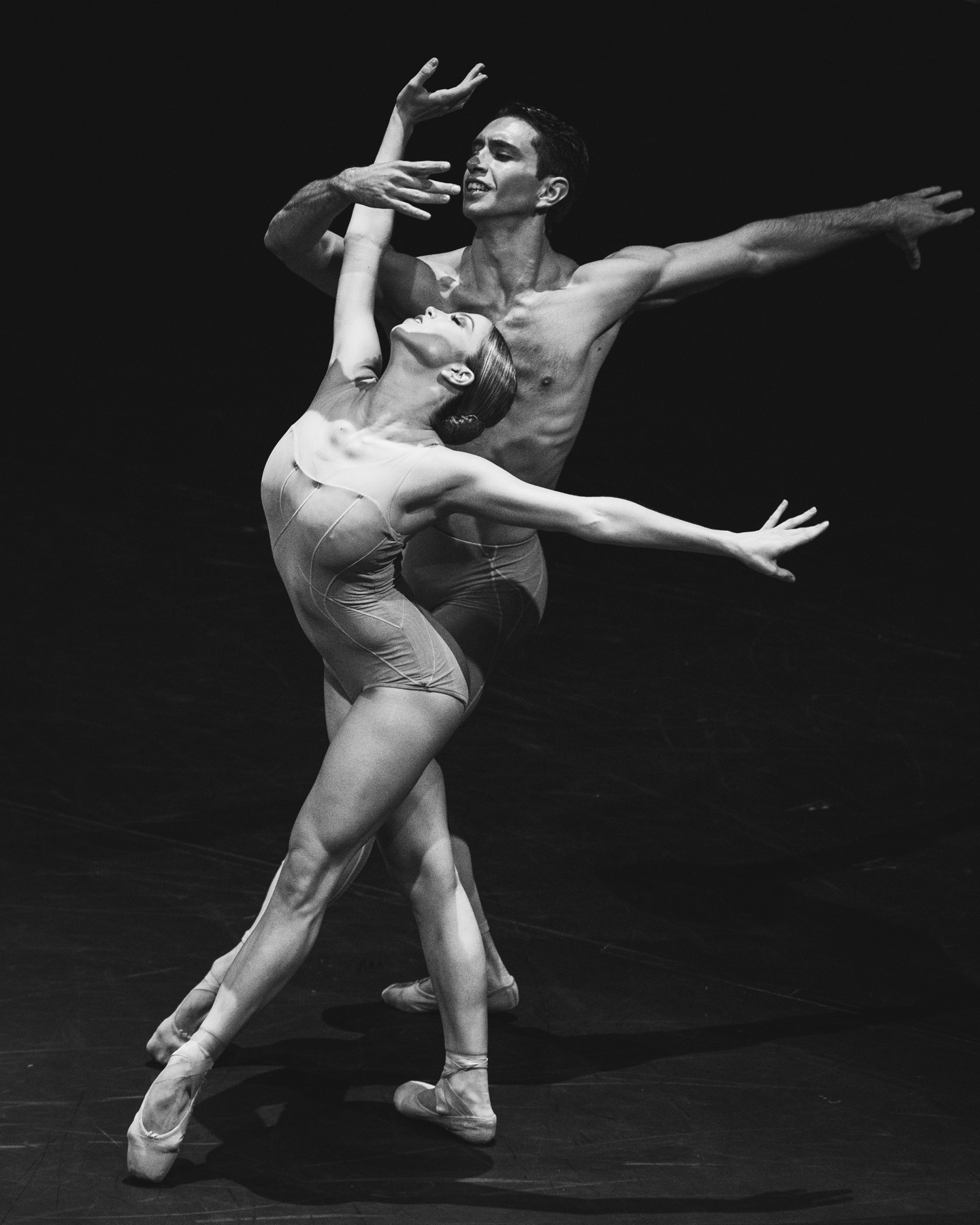 Performance — Altin Kaftira 48
